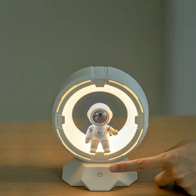 Lampara De Mesa Luz Nocturna Astronauta Recargable Usb