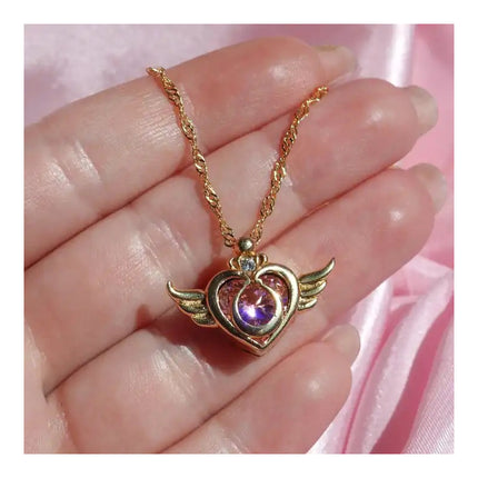 Collar De Dama Dorado Con Diseño De Corazón Con Alas Acero Dorado