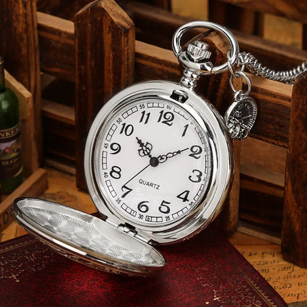 Reloj De Bolsillo De Metal Retro Vintage Clasico Con Cadena Plateado