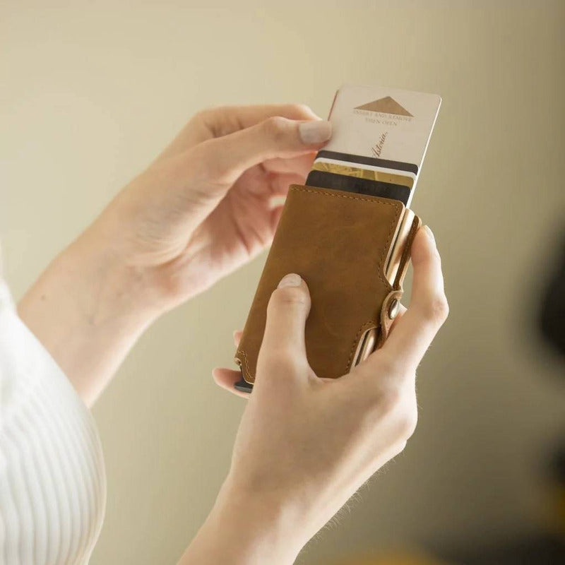 Billetera Para Tarjeta De Débito Y Crédito Con Broche